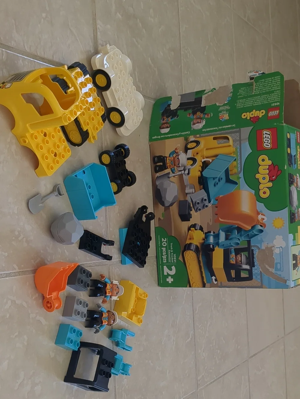 Lego Duplo Truck & Trucked Excavator